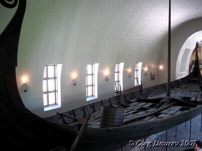 Подленный корабль викингов. Музей викингов. г. Осло. Норвегия. (Фото Лимарева В.Н.)
