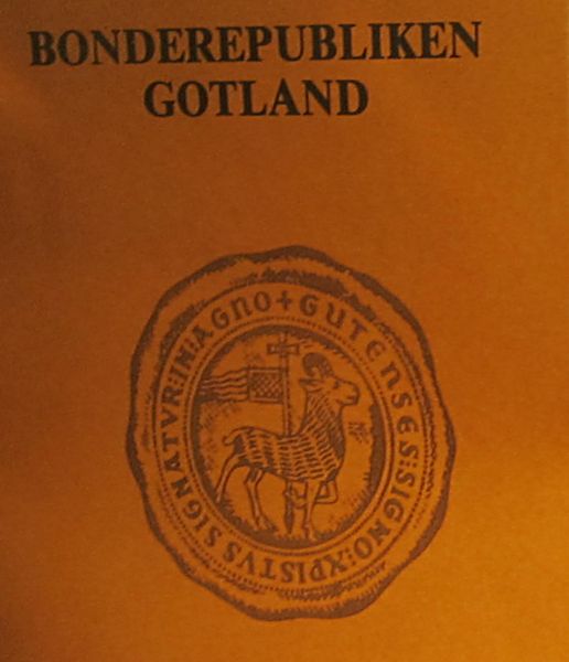  Ягнеток с крестом символ острова Готланд. Готландская печать. Музей г. Висбю. Фото Лимарева В.Н..